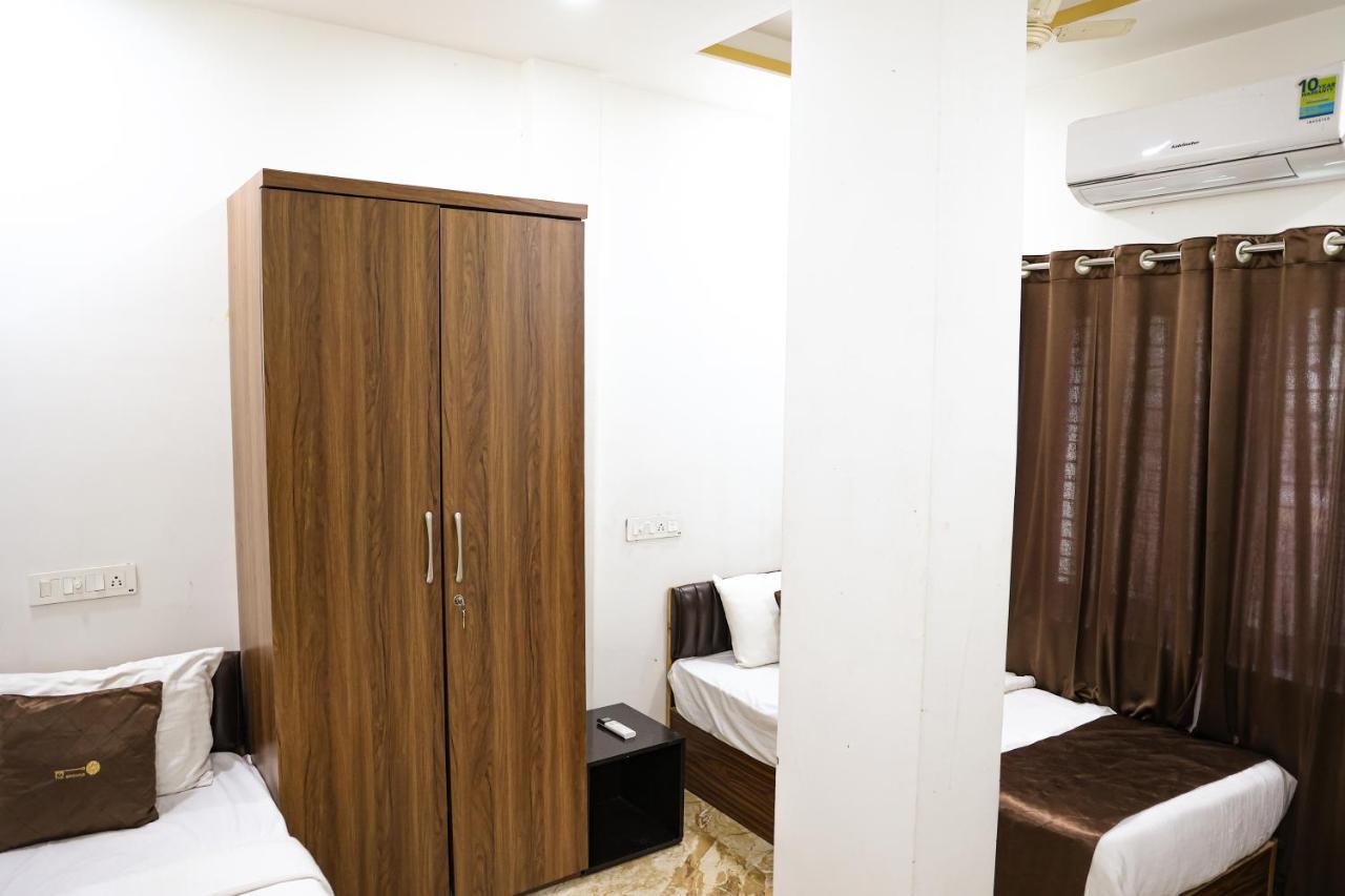 The Browns Hotel Nagpur Bagian luar foto